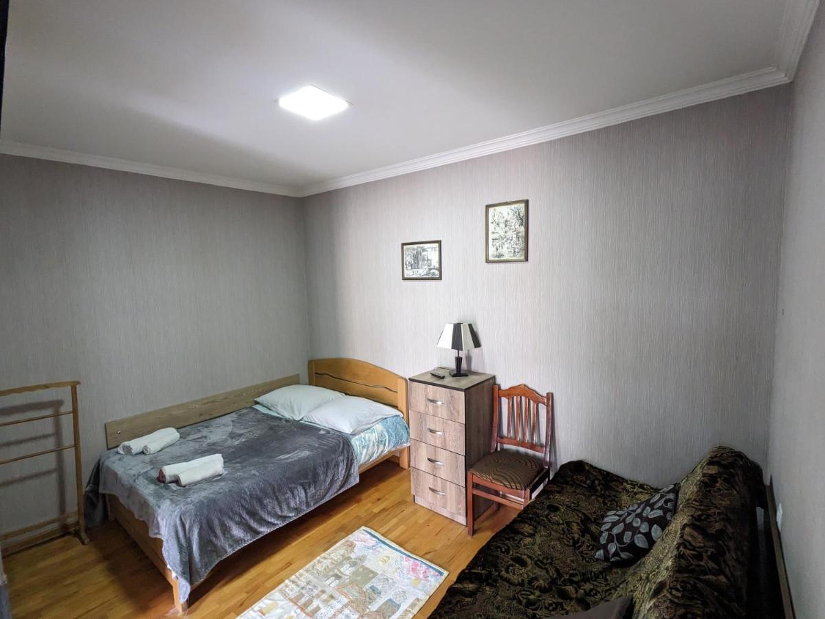 Apartments Se7En Тбилиси Екстериор снимка